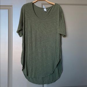 4/$8 Green Old Navy short sleeve